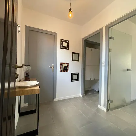 Grand Appartement En Vallee De La Loire Gennes-Val-de-Loire Exterior foto